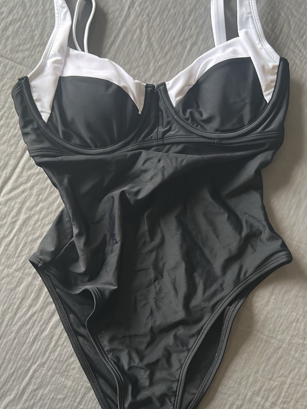 Cupshe Black and White One-Piece Swimsuit